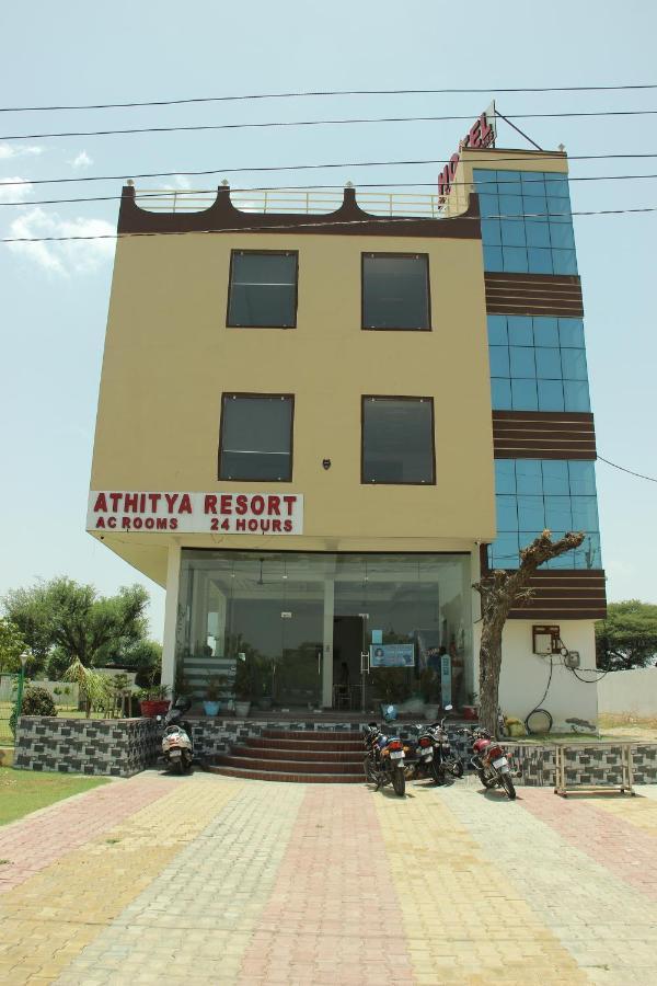Hotel O Athitya Resort Sikar Exterior photo